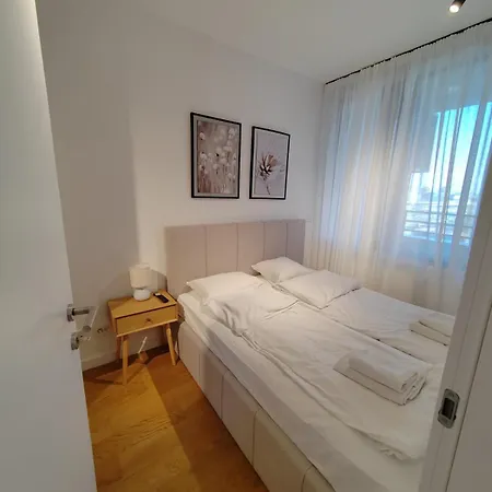 شقة New Luxury With Garrage بلغراد